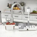 Podróżna suszarka ze szczotką do mycia butelek Grey OXO tot 004